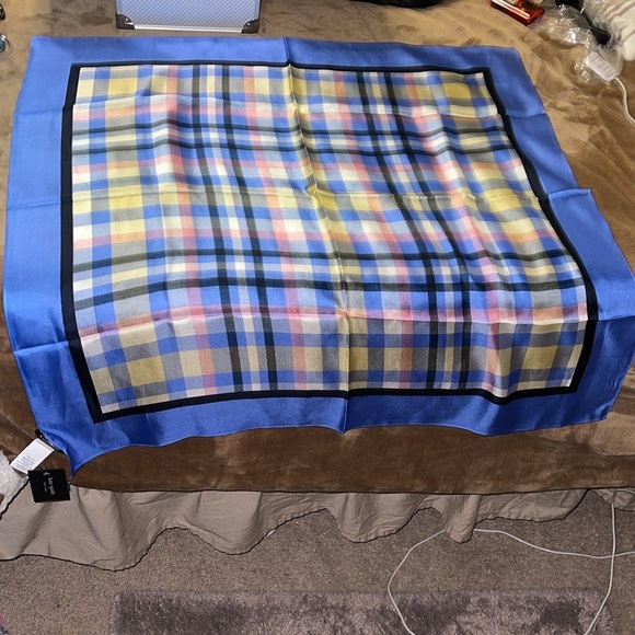 🌹NWT:Kate Spade Blue and Black Scarf - Picture 3 of 8